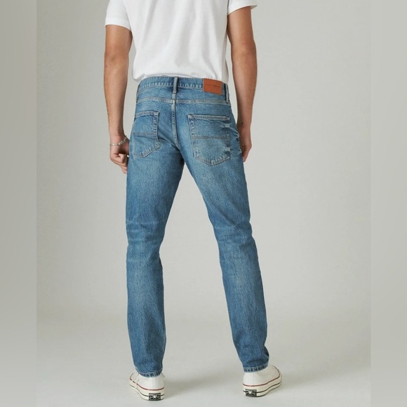 Lucky Brand Athletic Slim Jeans Size 38 x 30 NWT - Picture 2 of 9